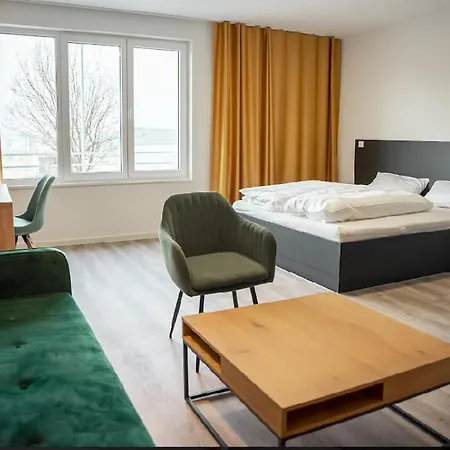 Vis A Vis Hotel 4*